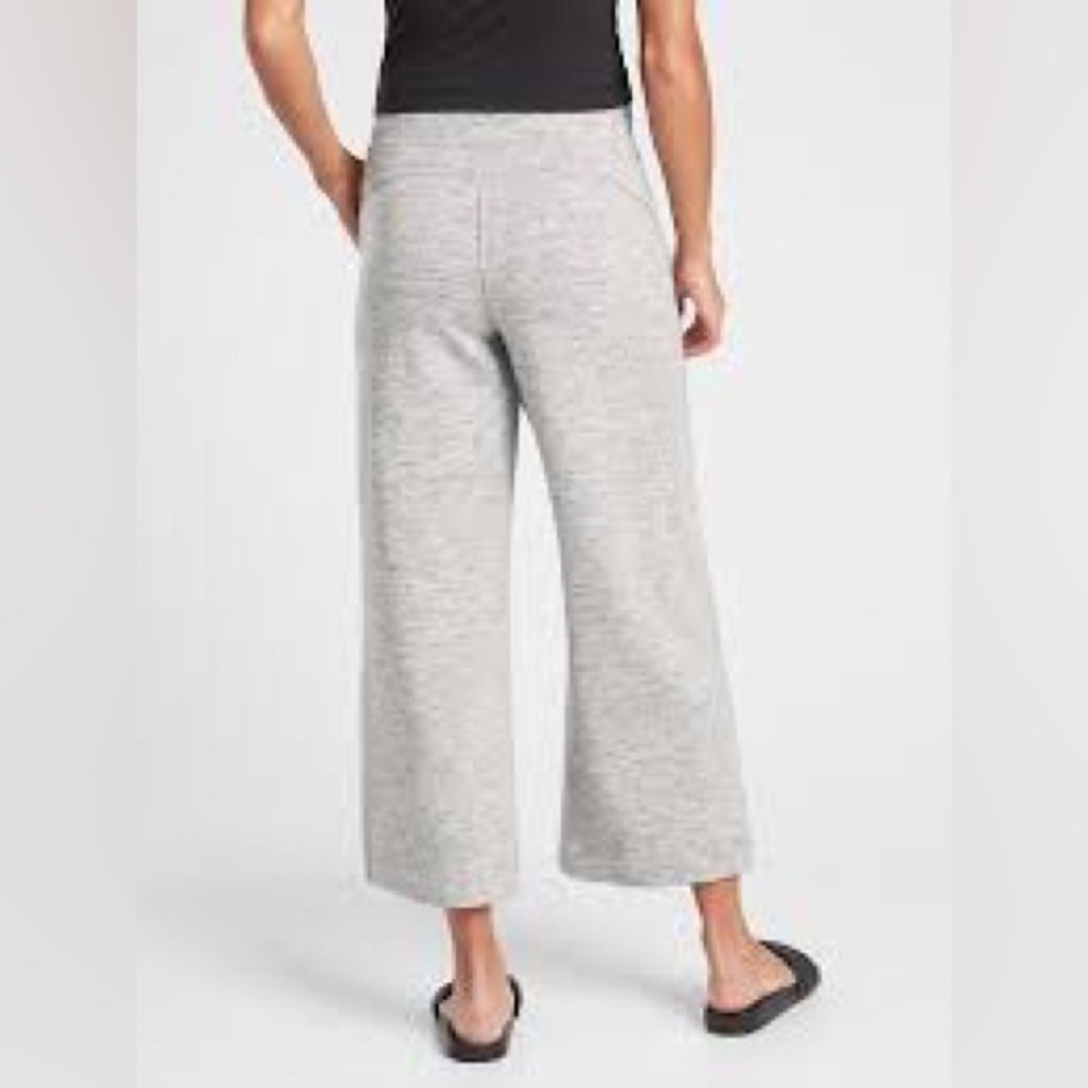 Athleta wide leg capri size 18